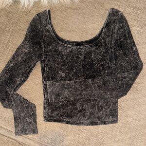 Women's Black Long Sleeve Top